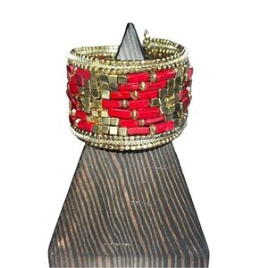 Red Dyed Howlite Stones With Gold Tone‎ Metal Stones Cuff Bracelet Size 7.75
